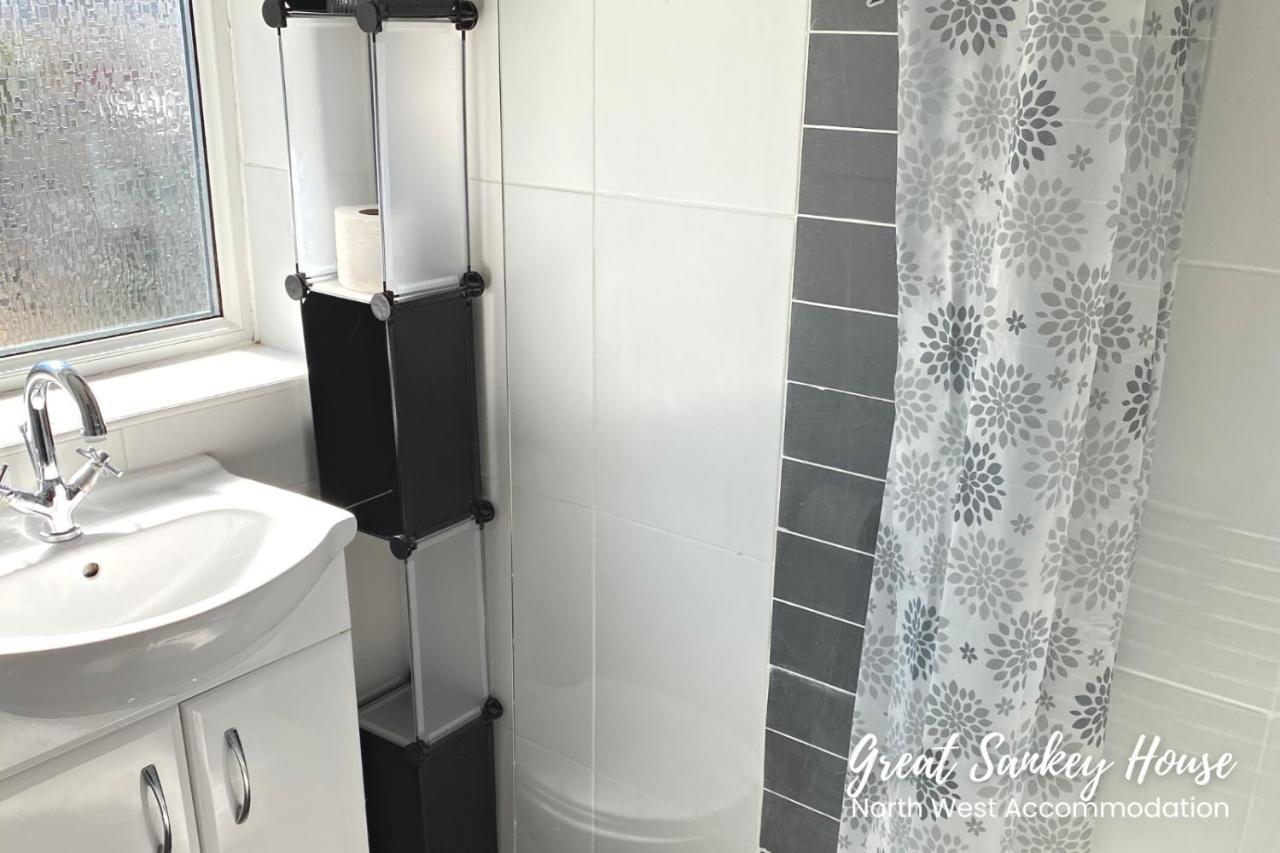 Great Sankey Serviced Accommodation Γουόρινγκτον Εξωτερικό φωτογραφία